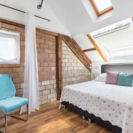 Petrova Attic Apartman Split