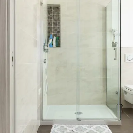 Petrova Attic Apartman *