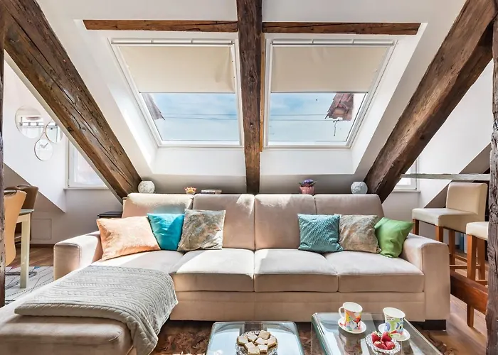 Petrova Attic * Split