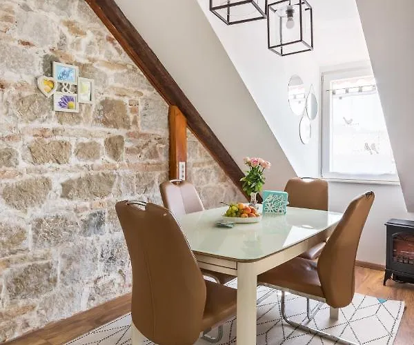 Appartement Petrova Attic *