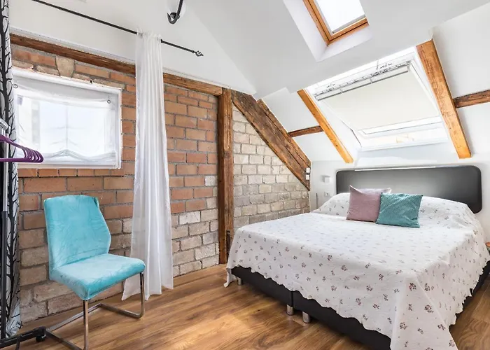 Petrova Attic Appartement Split