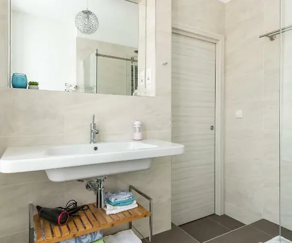 Petrova Attic Appartement